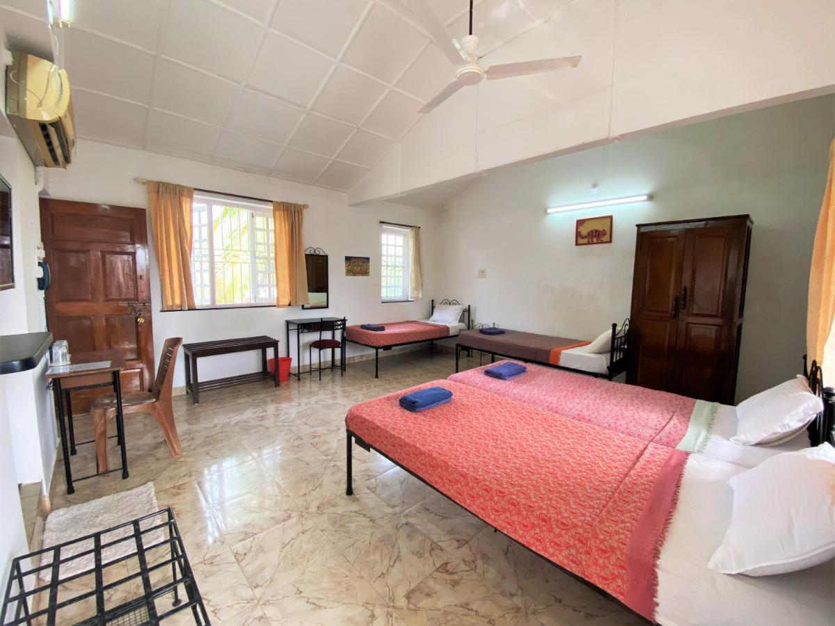 Peravel Beach Holiday Home Candolim Esterno foto