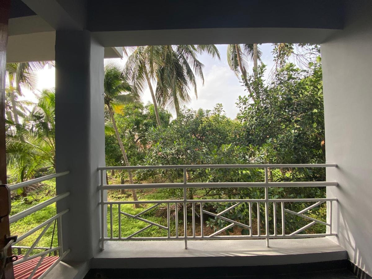 Peravel Beach Holiday Home Candolim Esterno foto