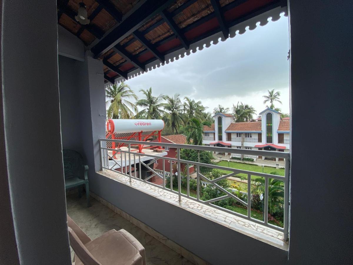 Peravel Beach Holiday Home Candolim Esterno foto