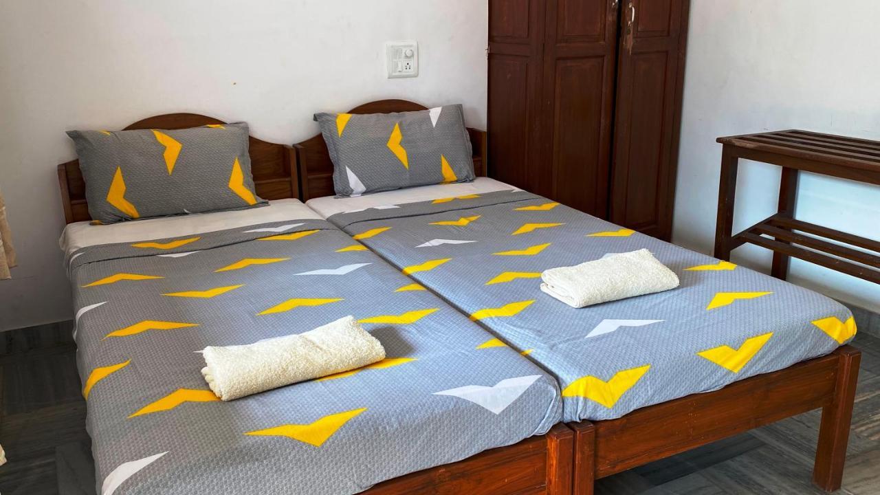 Peravel Beach Holiday Home Candolim Esterno foto