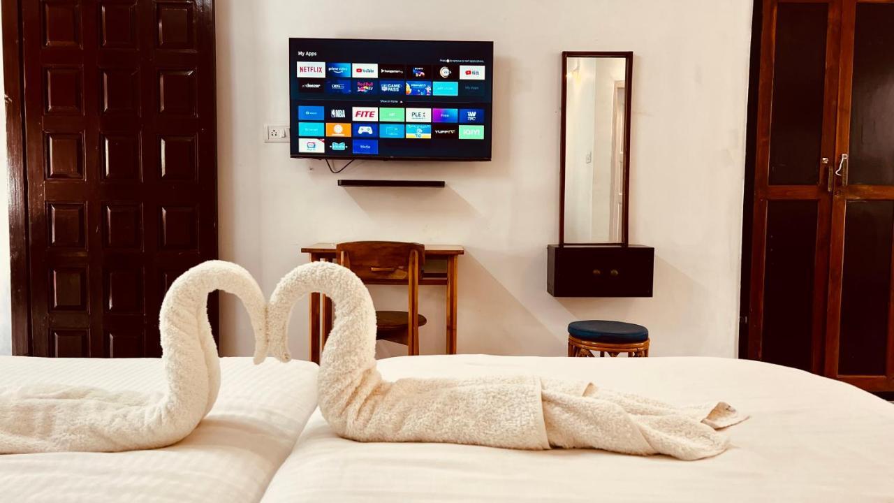 Peravel Beach Holiday Home Candolim Esterno foto